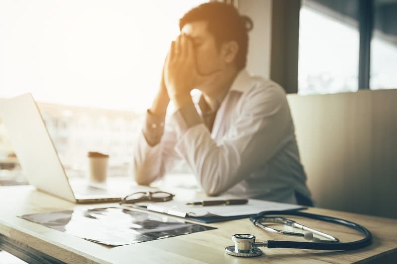 The Hospitalist Lifestyle: A Cause for Early Burnout? - The Pass Machine